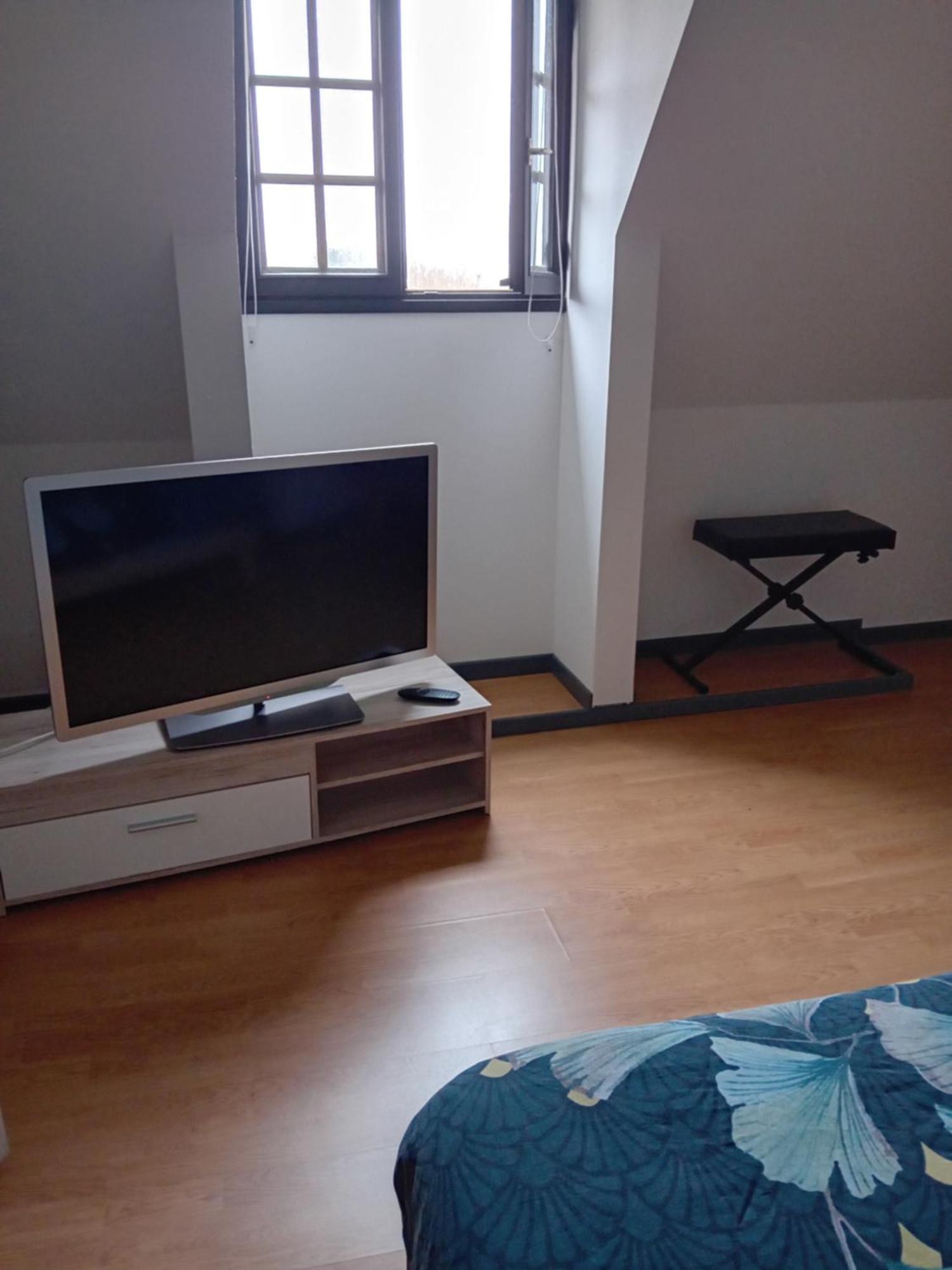 Chambre De La Vigne Blesmes Экстерьер фото